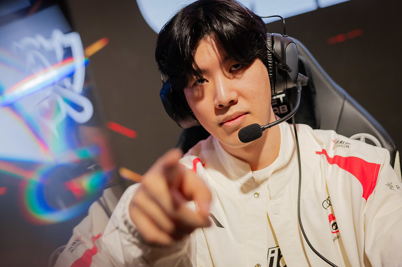 Ruler：我们会3-2战胜T1 因为在GEN效力很久 所以不想和他们交手