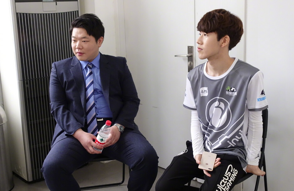 支持配